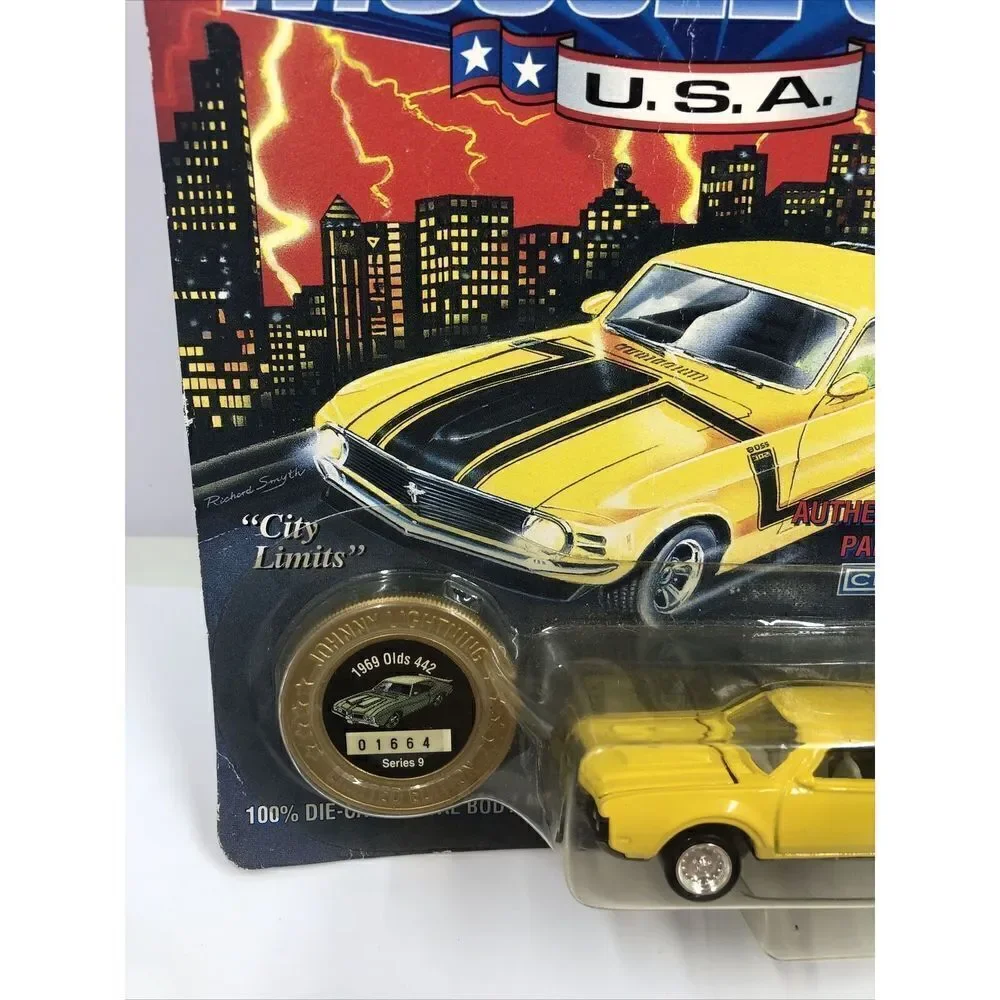 Johnny Lightning Muscle Cars USA 1969 Olds 442 Yellow Diecast 1/64 Series 9